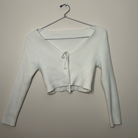 Cute ribbed tie up cardigan crop top - Picture 2 of 3